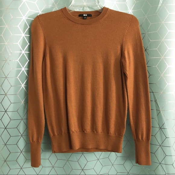Uniqlo Sweaters - Tan Long Sleeve Crew Neck Sweater